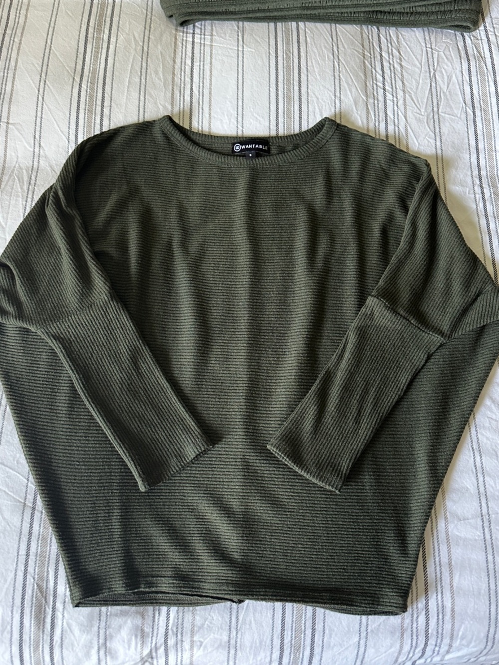 Women’s Olive Ribbed Crew Neck Sweater